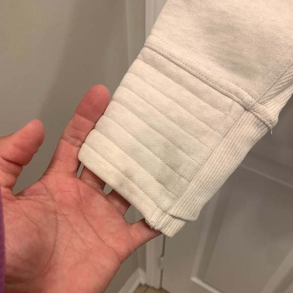 Lulu Sweater - Picture 9 of 10